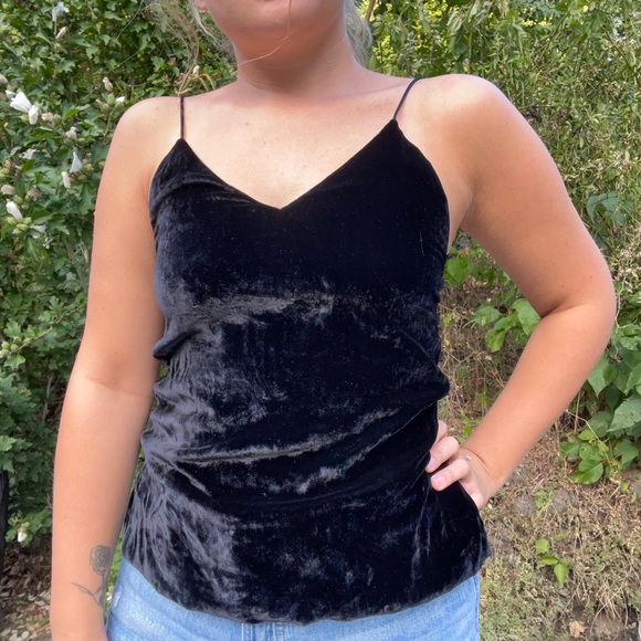 Alice + Olivia Contessa Black Velvet Spaghetti Strap Cami w/ Lace Side Detail XS - Picture 5 of 7